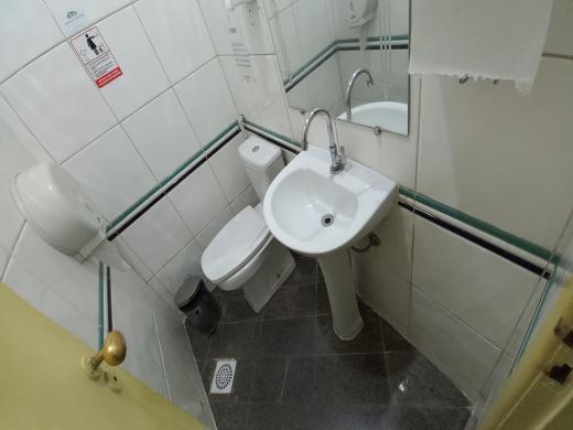 Casa, Funcionários, 4 Quartos, 6 Vagas
