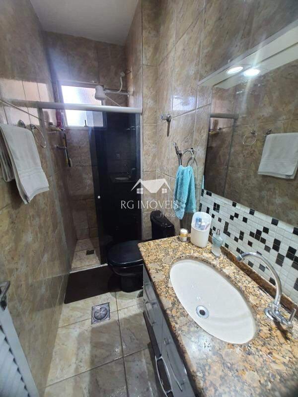 Apartamento, Flávio de Oliveira (barreiro), 2 Quartos, 1 Vaga