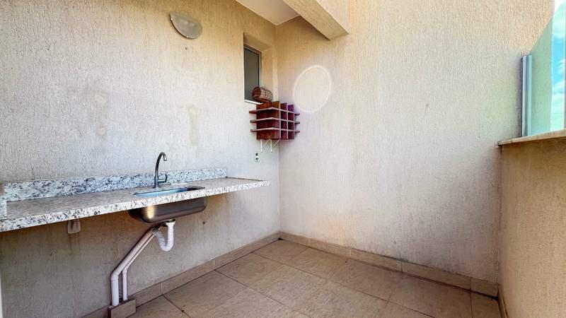 Cobertura, Estoril, 3 Quartos, 4 Vagas, 1 Suíte