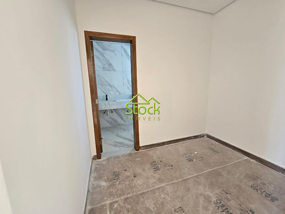 Casa, Jardins Village, 3 Quartos, 2 Vagas, 1 Suíte