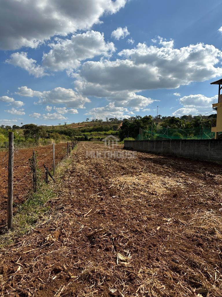 Casa, Centro, 4 Quartos, 1 Vaga, 1 Suíte