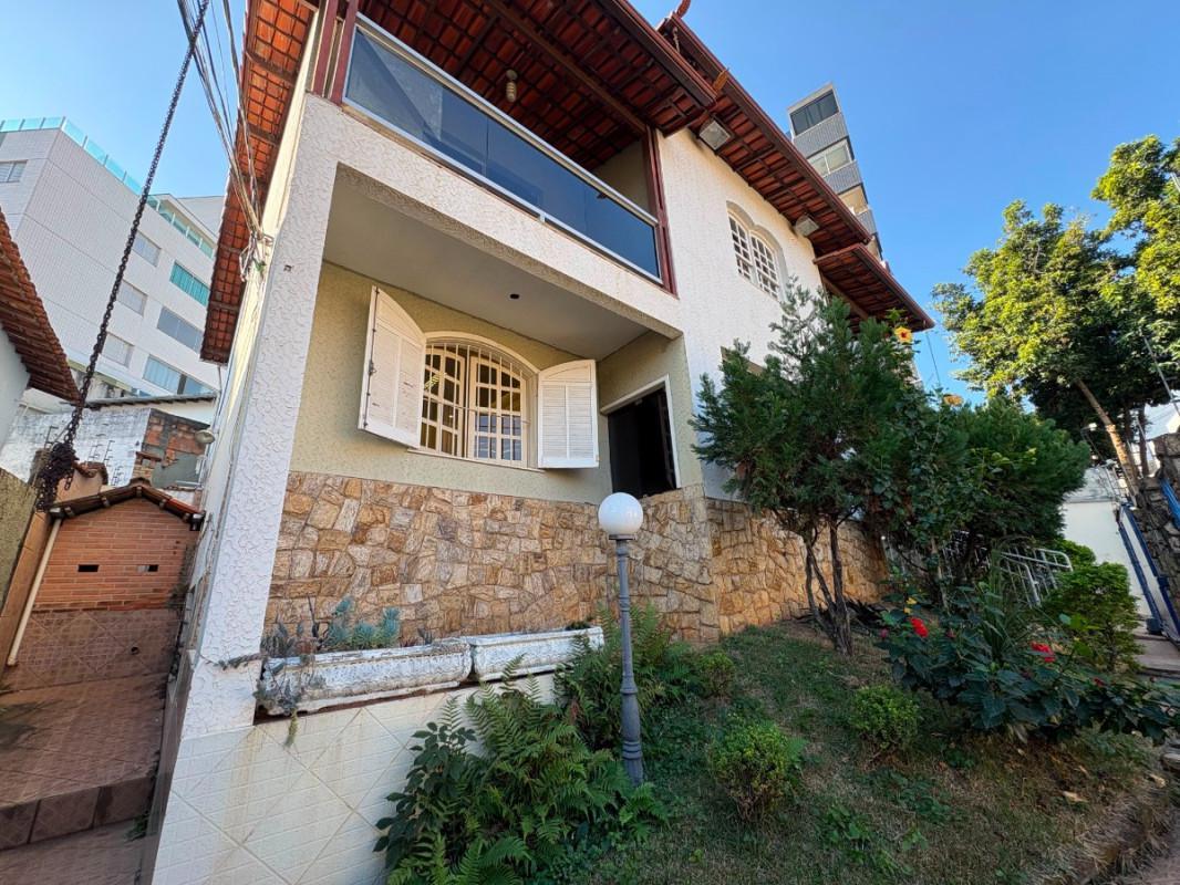 Casa, Dona Clara, 4 Quartos, 5 Vagas, 2 Suítes