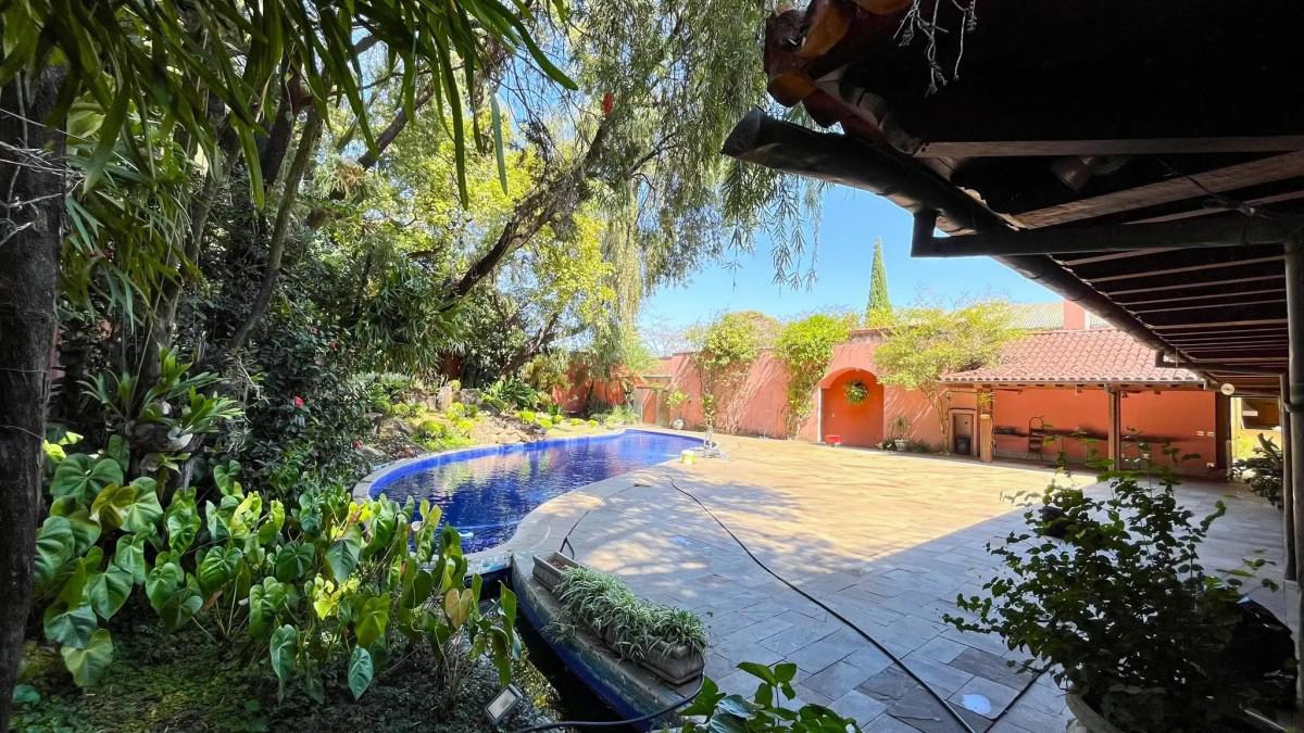 Casa, São Luiz (pampulha), 4 Quartos, 6 Vagas, 4 Suítes