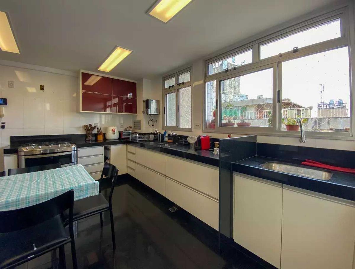 Cobertura, Serra, 4 Quartos, 4 Vagas, 2 Suítes