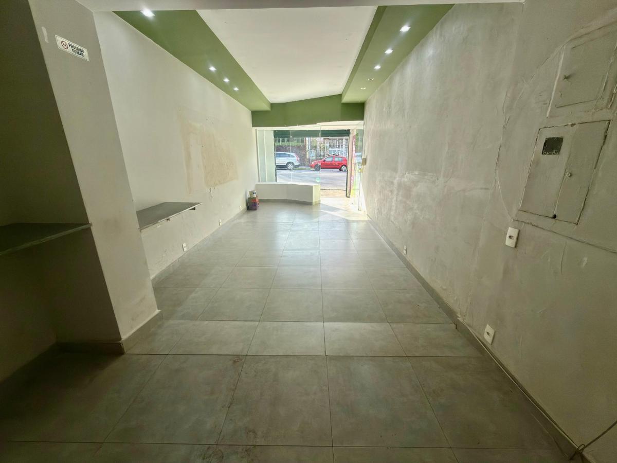 Andar, São José, 0 Quarto, 0 Vaga