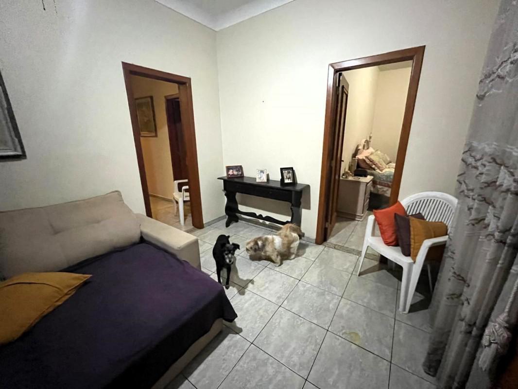 Casa, Calafate, 5 Quartos, 3 Vagas, 1 Suíte