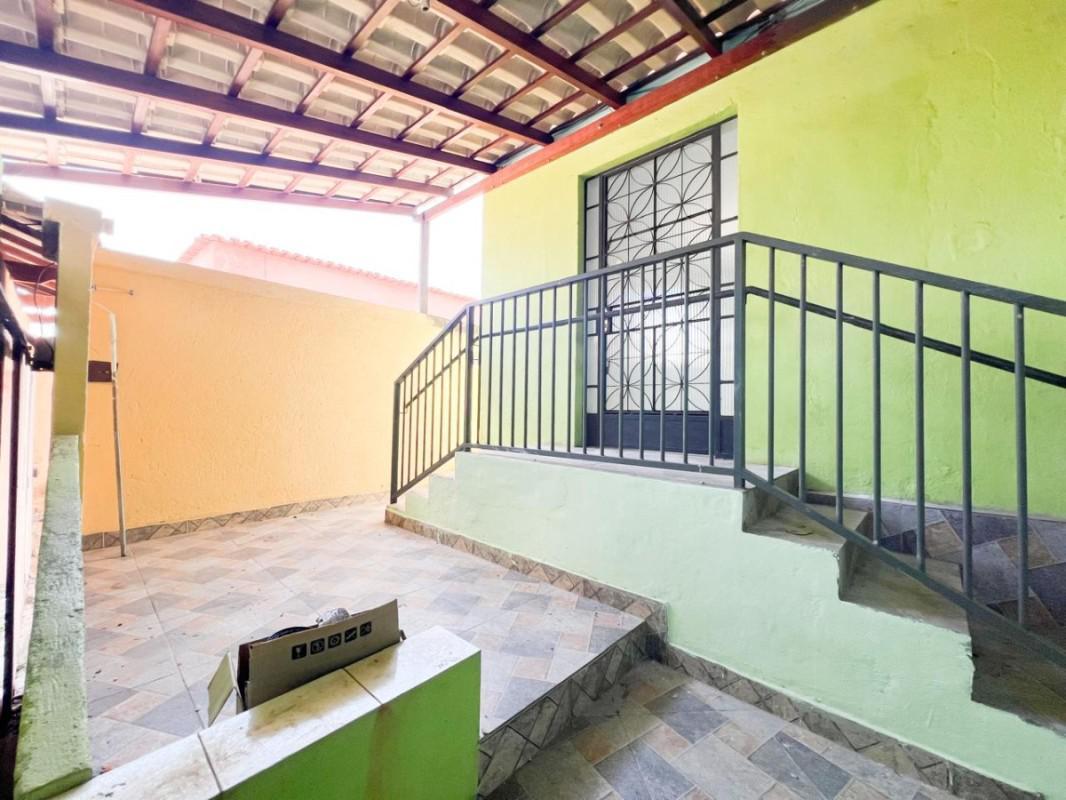Casa, Santa Terezinha, 2 Quartos, 2 Vagas