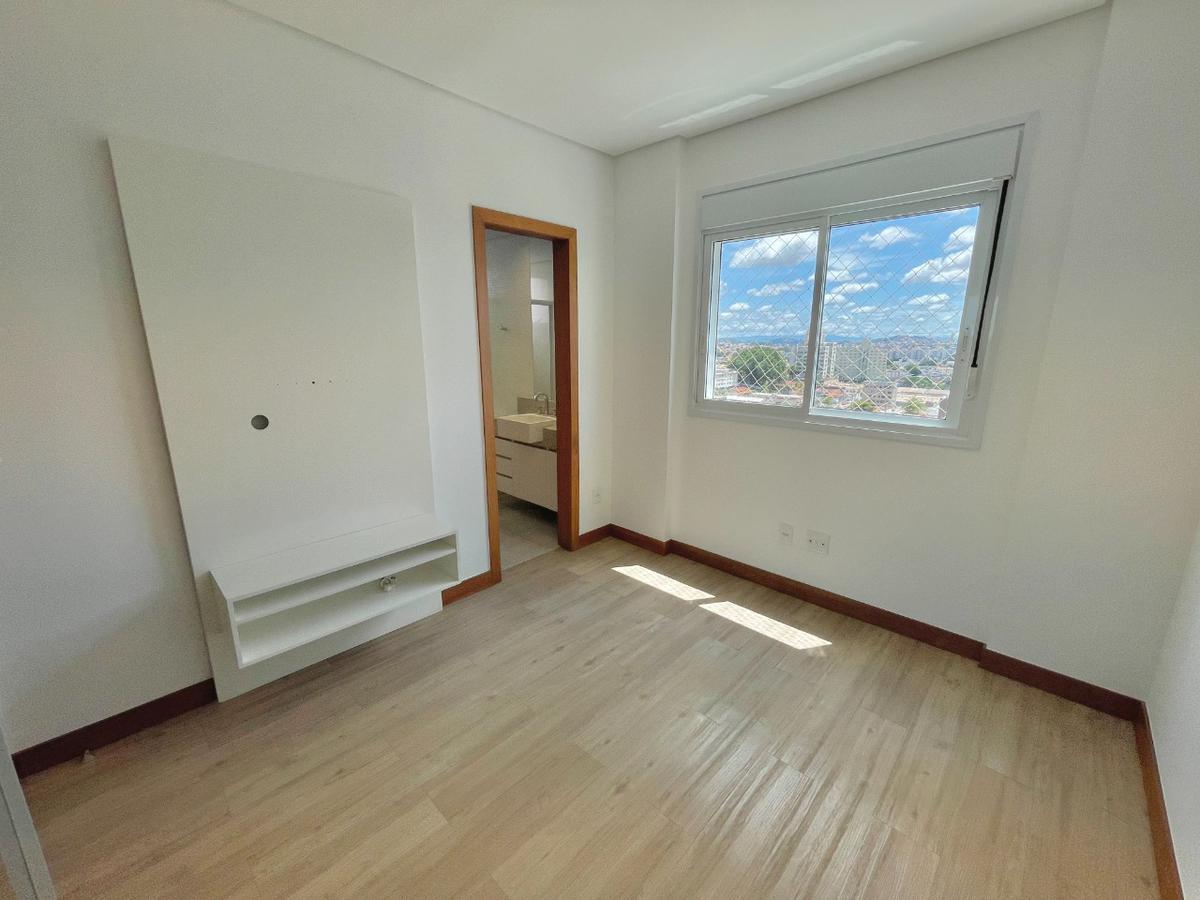 Apartamento, São José, 4 Quartos, 4 Vagas, 4 Suítes