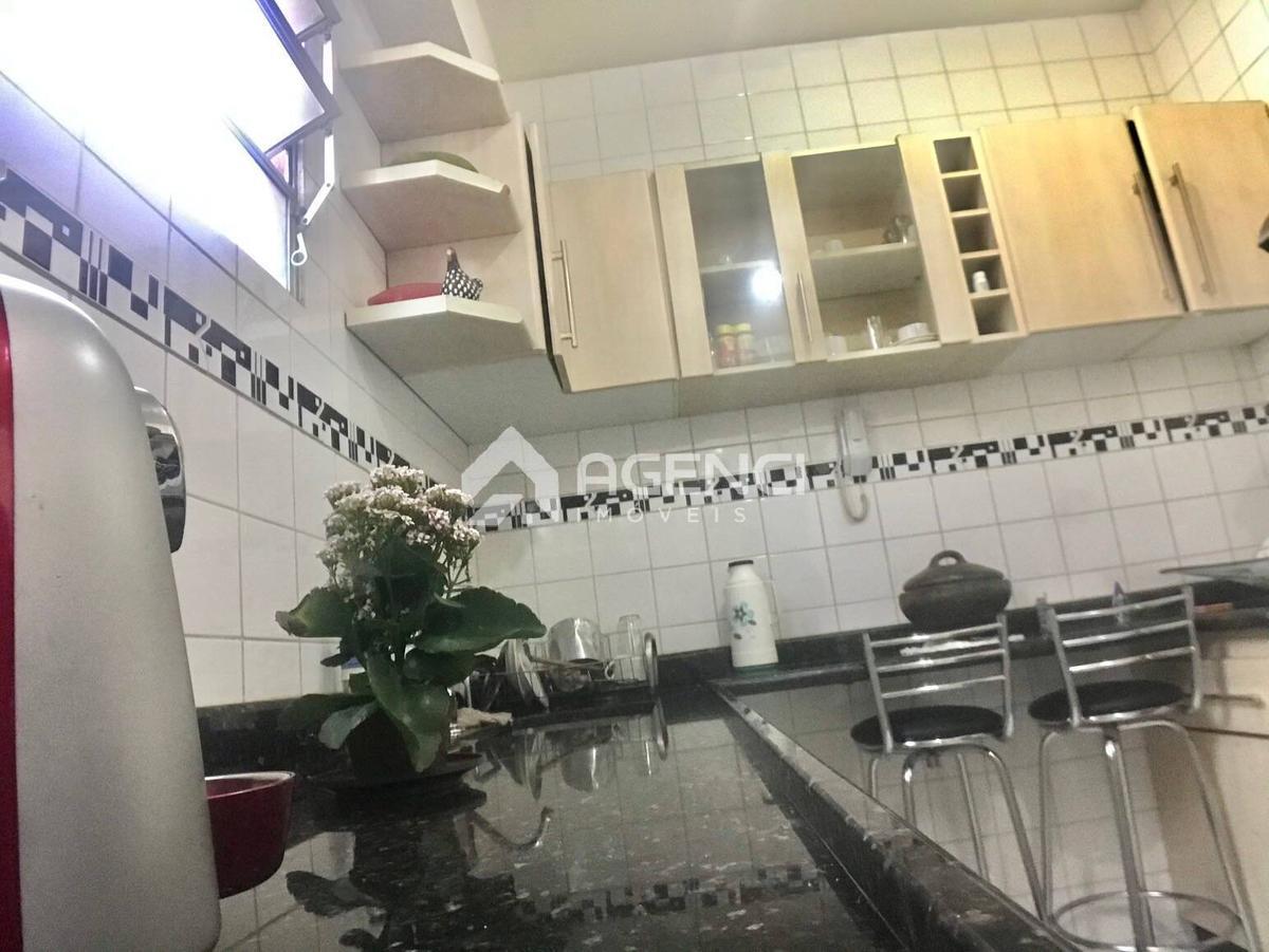 Apartamento, Camargos, 2 Quartos, 0 Vaga, 0 Suíte