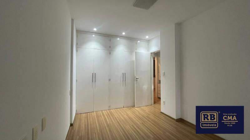 Cobertura, Funcionários, 3 Quartos, 2 Vagas, 1 Suíte