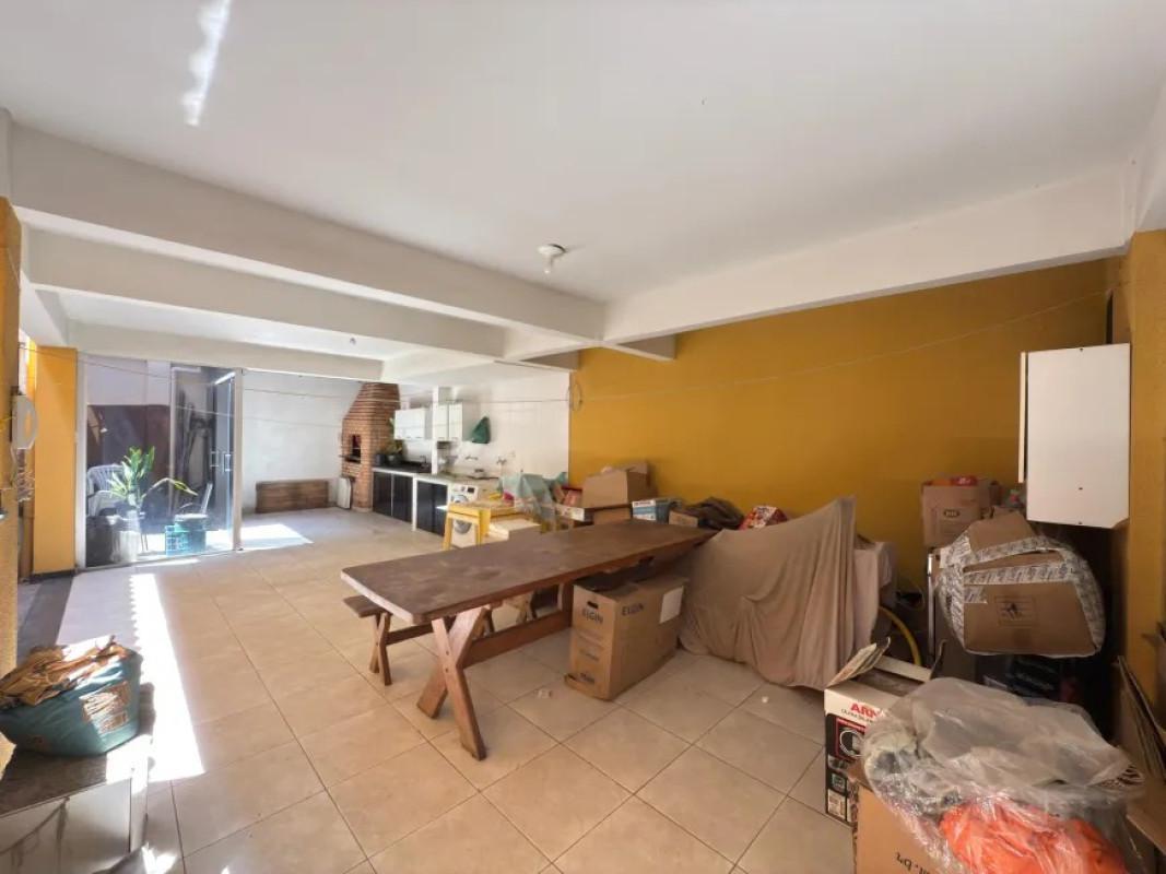 Casa, Santa Mônica, 4 Quartos, 2 Vagas, 2 Suítes