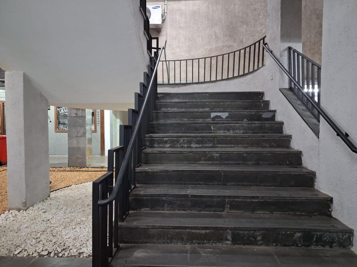 Andar, Savassi, 0 Quarto, 0 Vaga