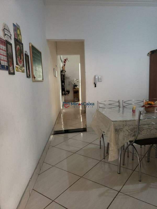 Casa, Primavera, 3 Quartos, 1 Vaga, 1 Suíte