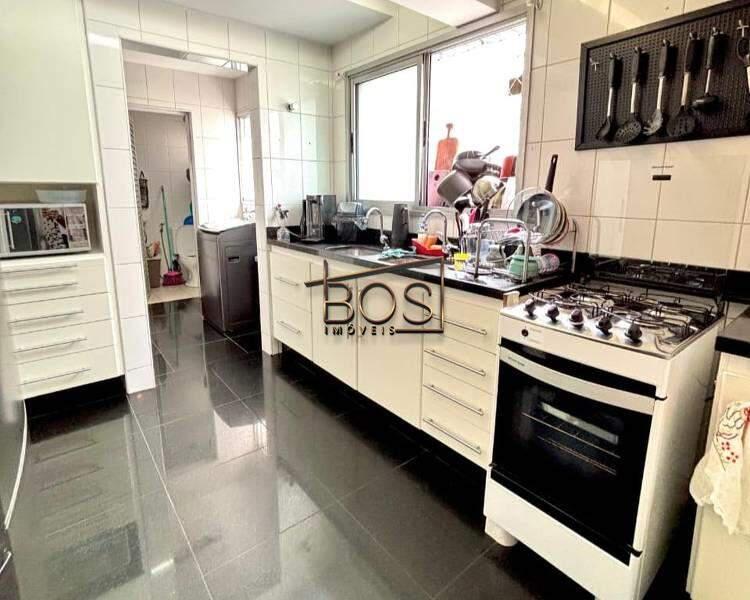 Cobertura, Funcionários, 4 Quartos, 4 Vagas, 2 Suítes