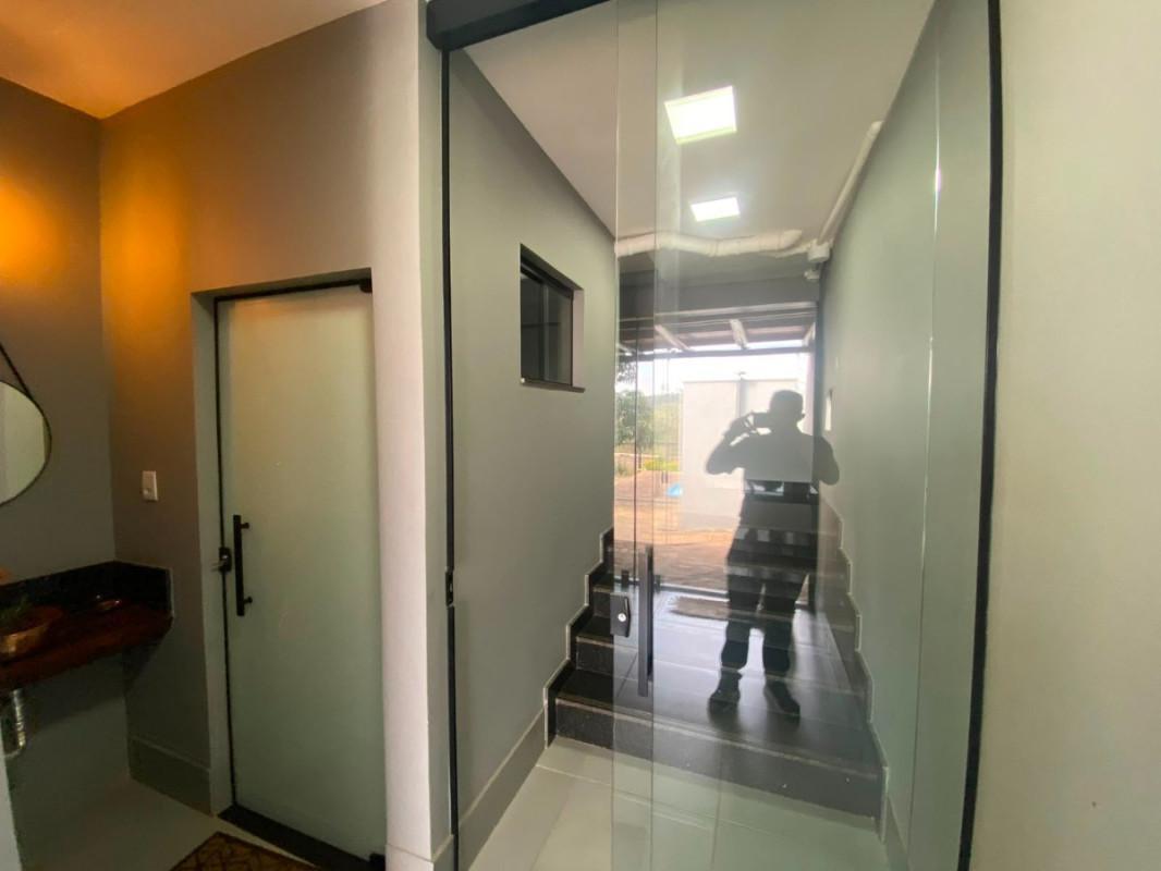 Fazenda, Barreiro, 2 Quartos, 4 Vagas