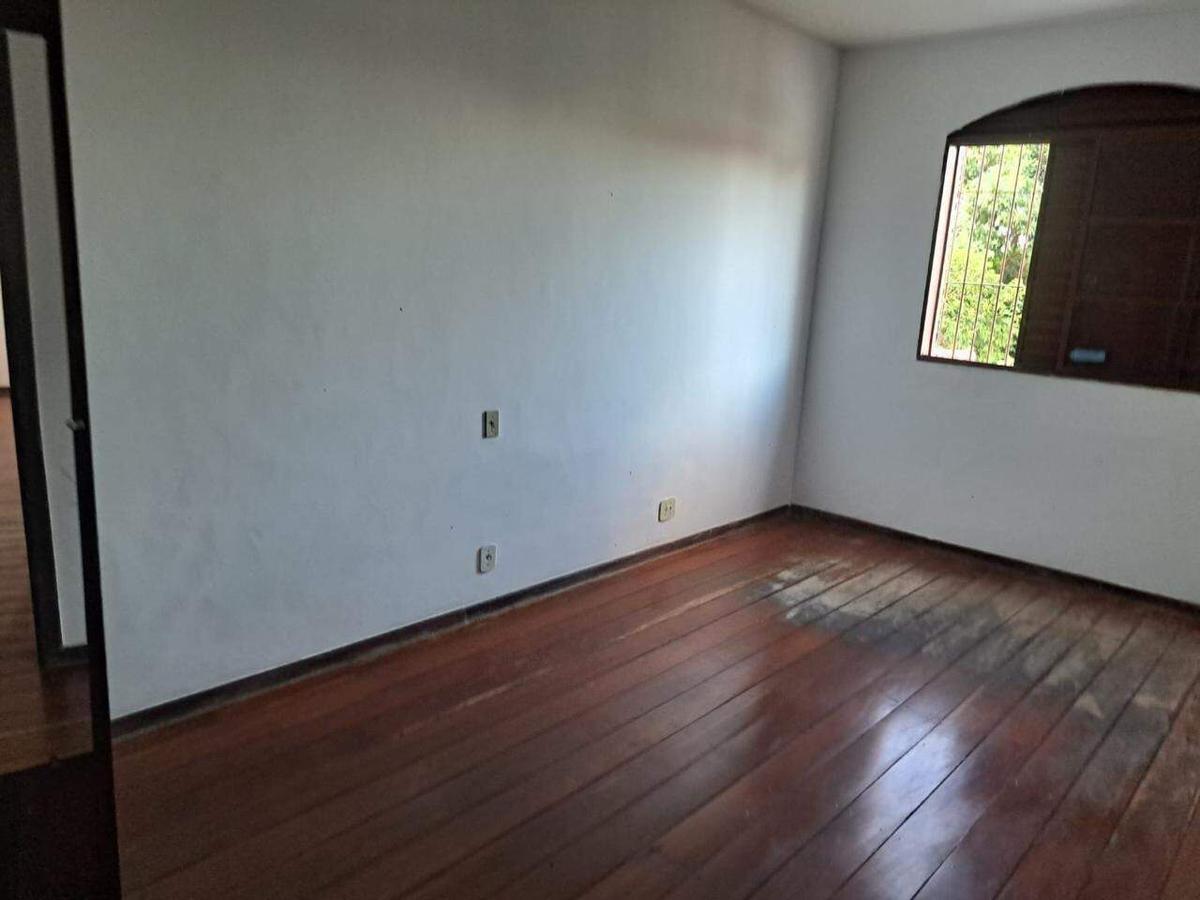Casa, Nova Suíssa, 4 Quartos, 3 Vagas, 1 Suíte