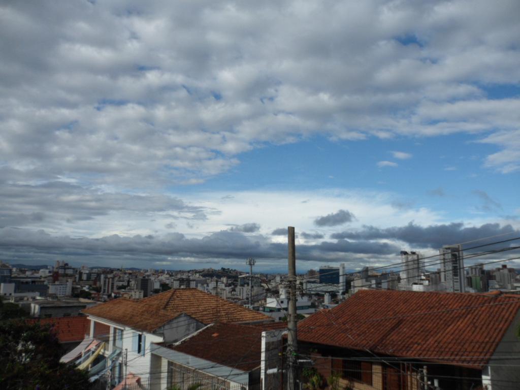 Casa, Barroca, 5 Quartos, 2 Vagas, 1 Suíte