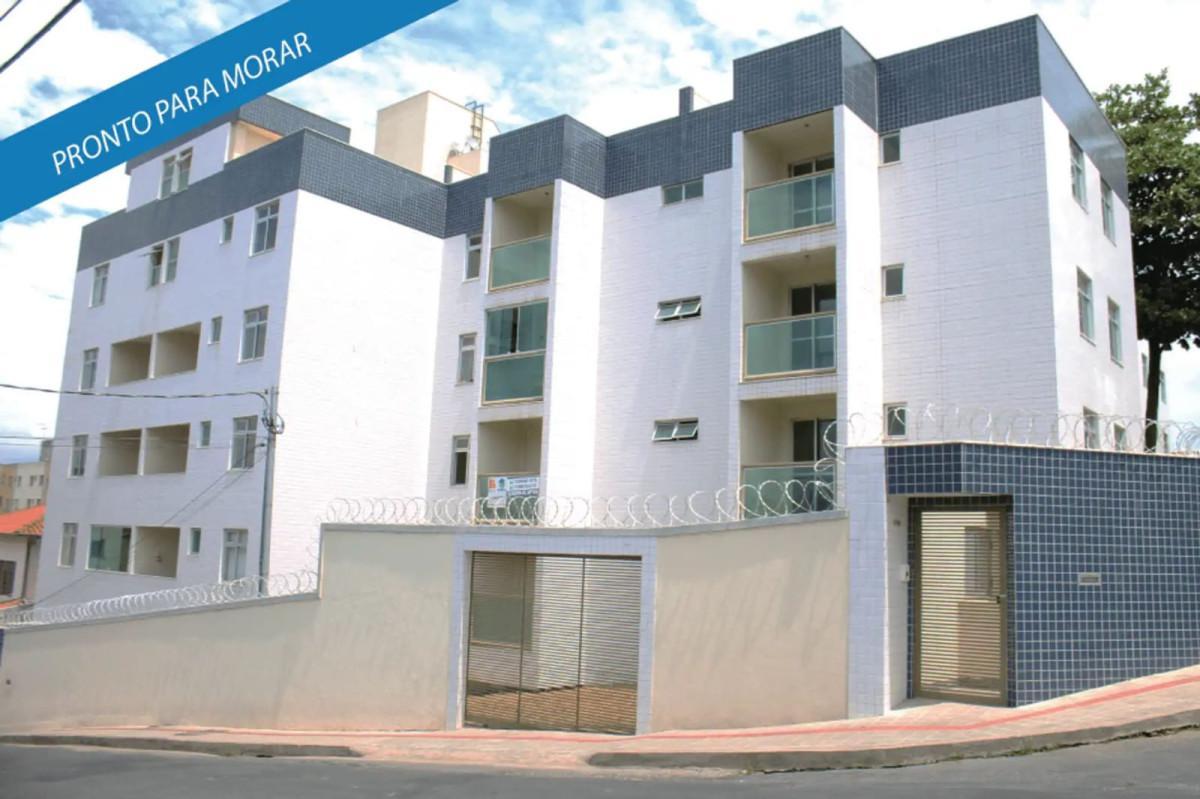 Apartamento, João Pinheiro, 2 Quartos, 1 Vaga, 1 Suíte