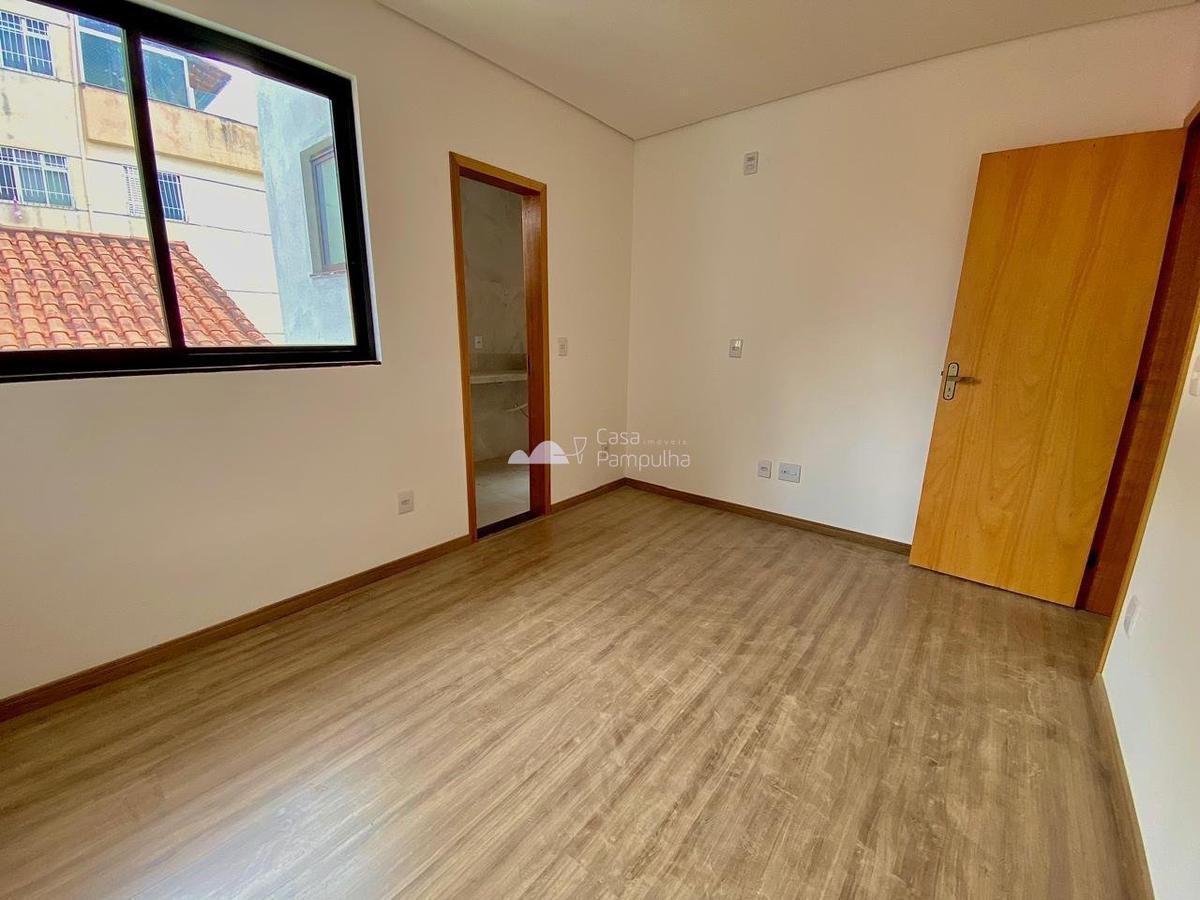 Casa, Paquetá, 3 Quartos, 4 Vagas, 1 Suíte