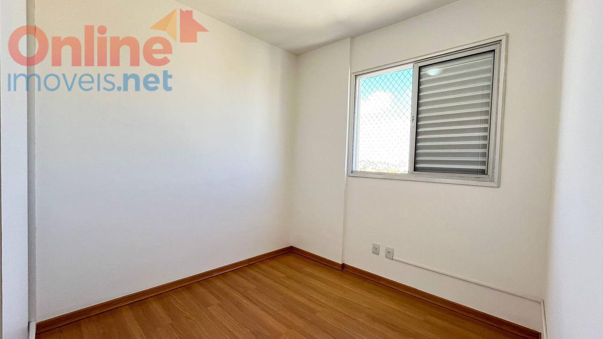 Apartamento, Estoril, 3 Quartos, 0 Vaga, 1 Suíte