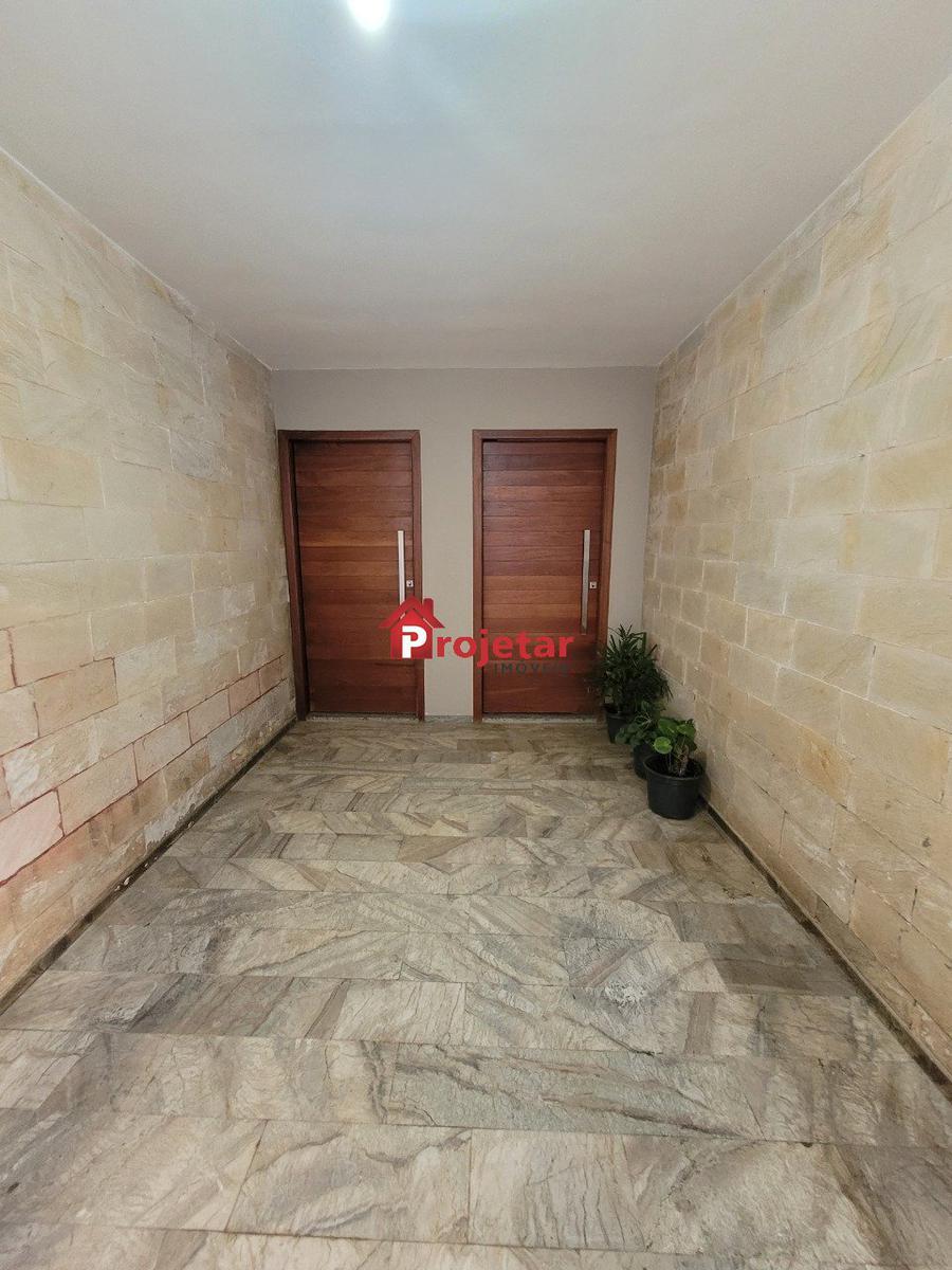 Casa, Sagrada Família, 3 Quartos, 3 Vagas, 1 Suíte