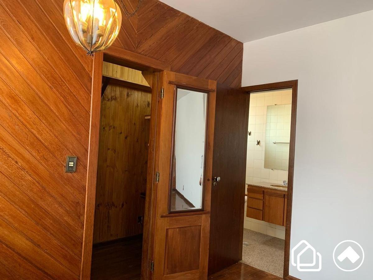Cobertura, Serra, 4 Quartos, 2 Vagas, 1 Suíte