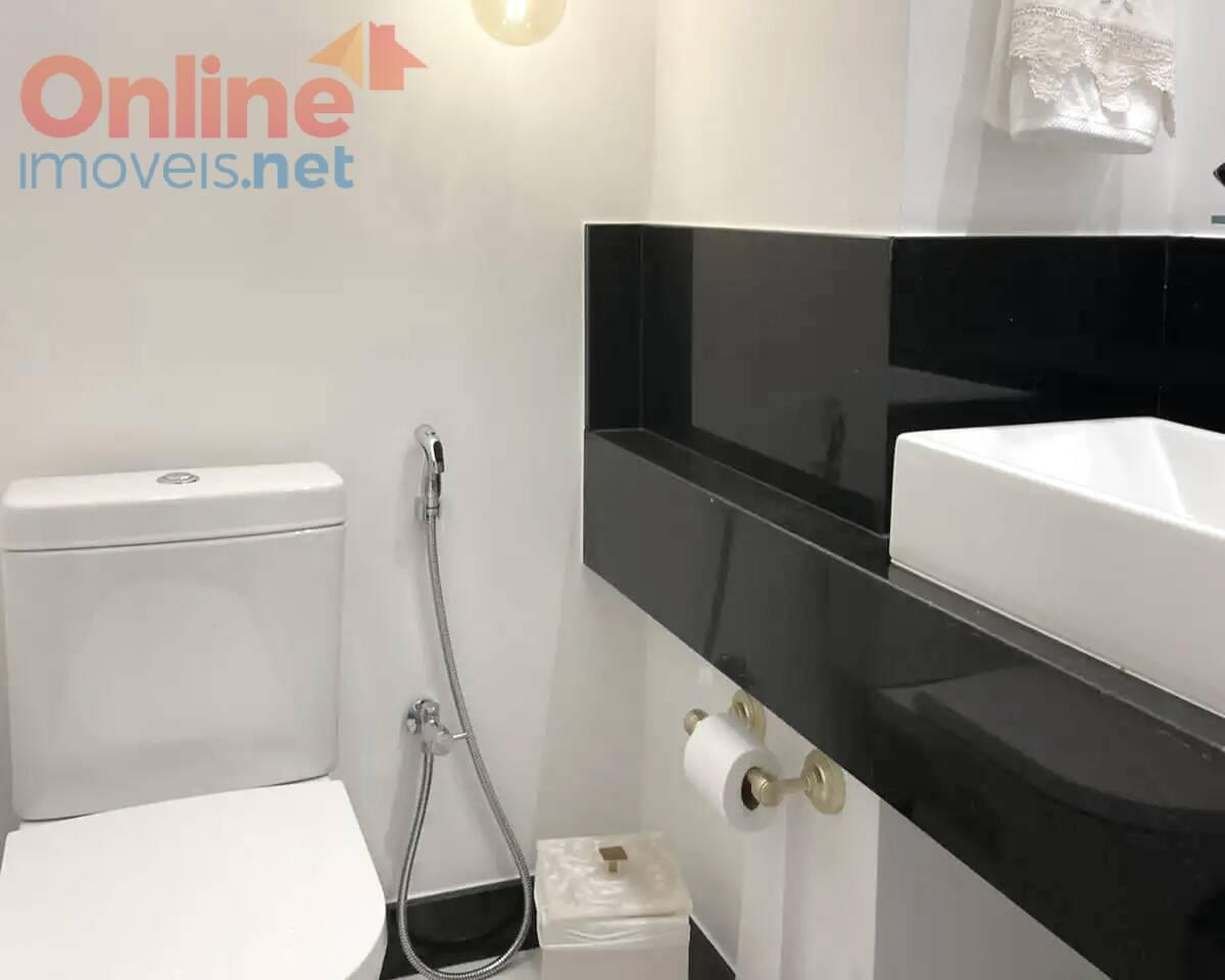 Cobertura, Serra, 4 Quartos, 0 Vaga, 2 Suítes