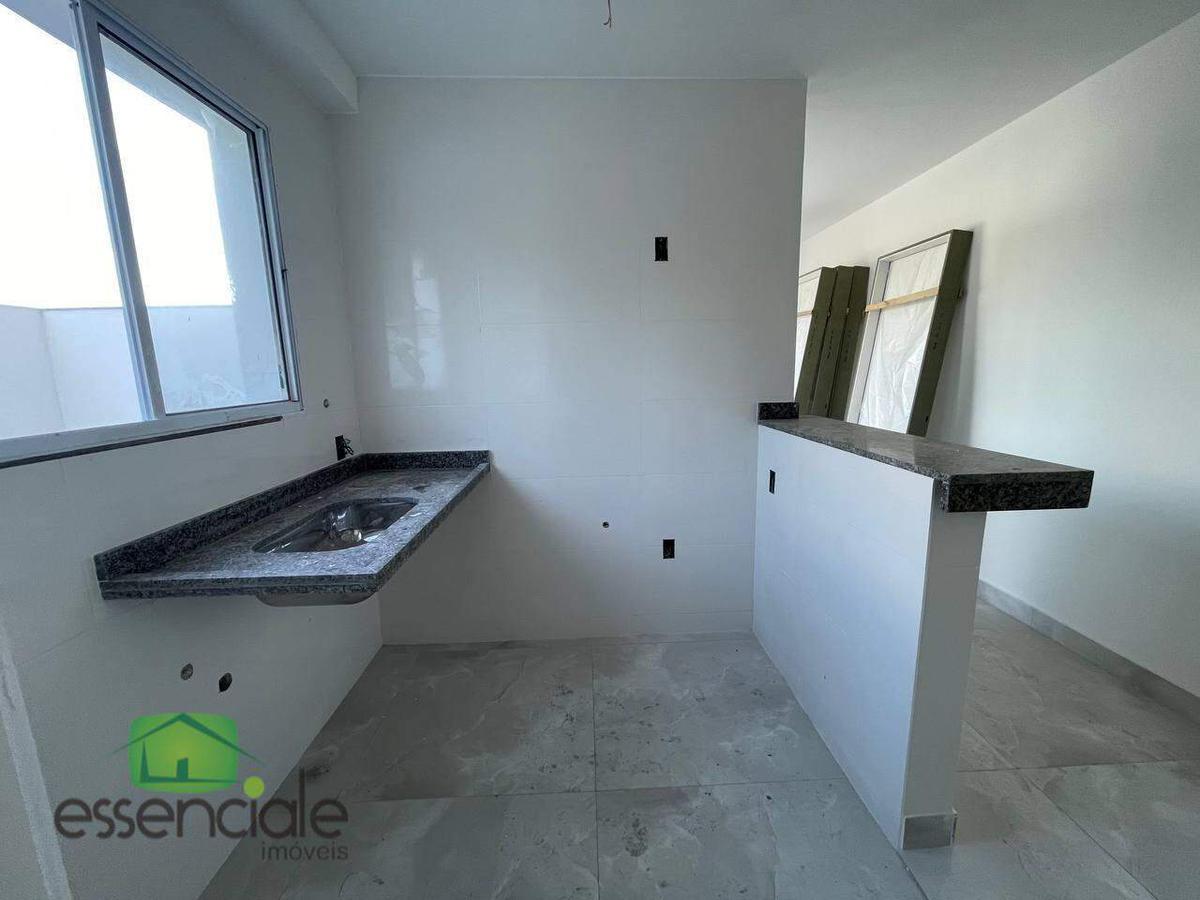 Apartamento, Europa, 2 Quartos, 1 Vaga, 1 Suíte