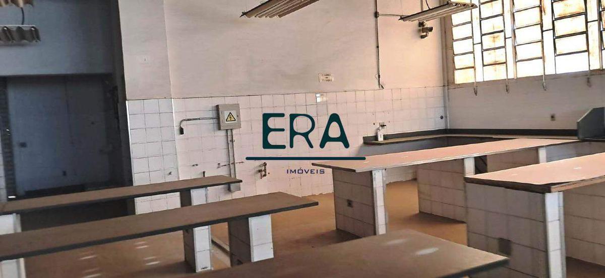 Prédio, Estoril, 0 Quarto, 0 Vaga