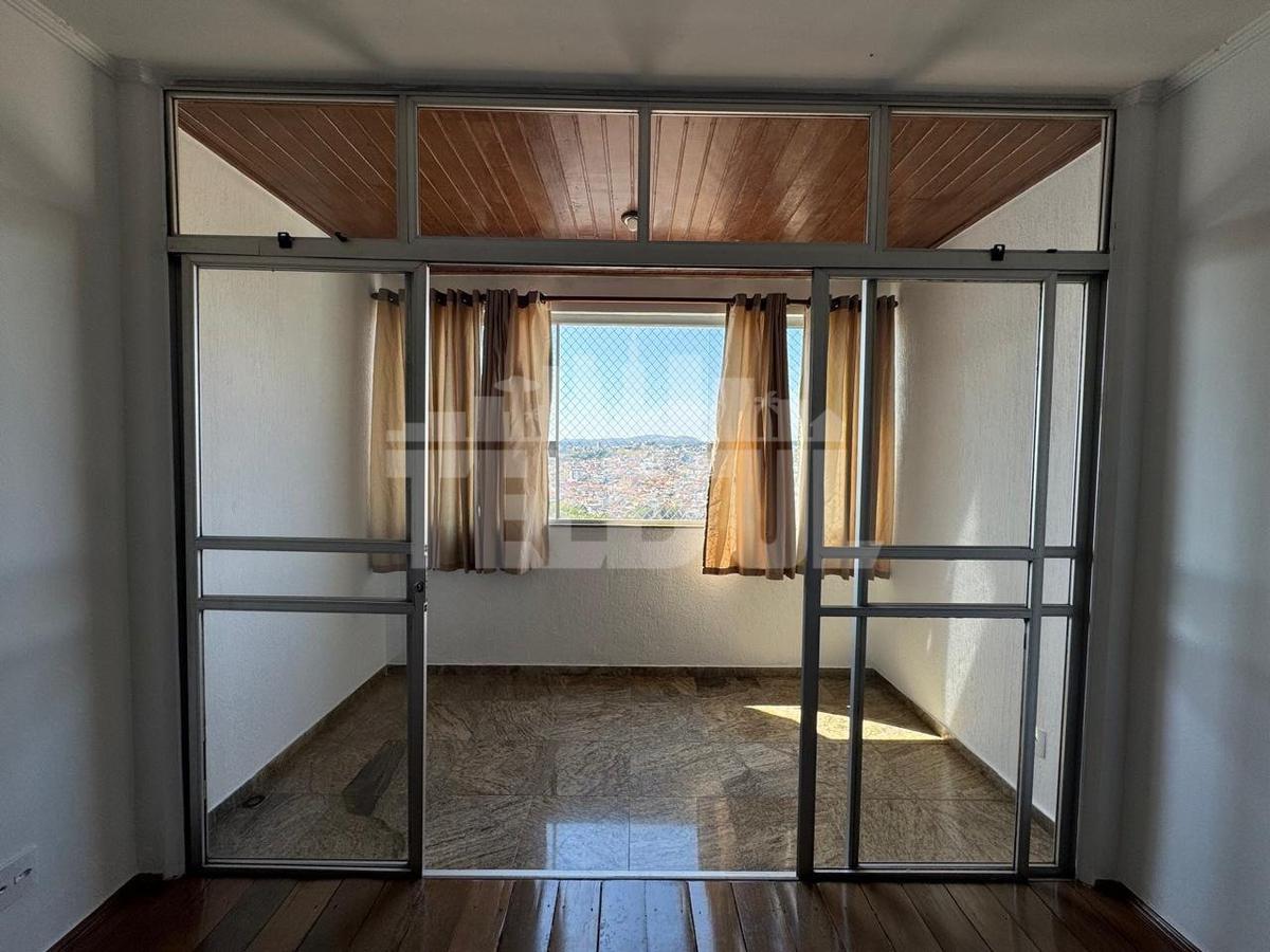 Apartamento, Centro, 3 Quartos, 2 Vagas, 1 Suíte