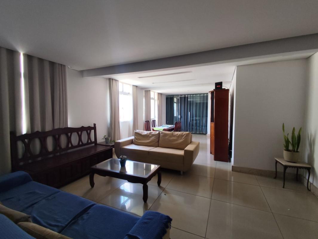 Cobertura, Barro Preto, 5 Quartos, 0 Vaga, 1 Suíte