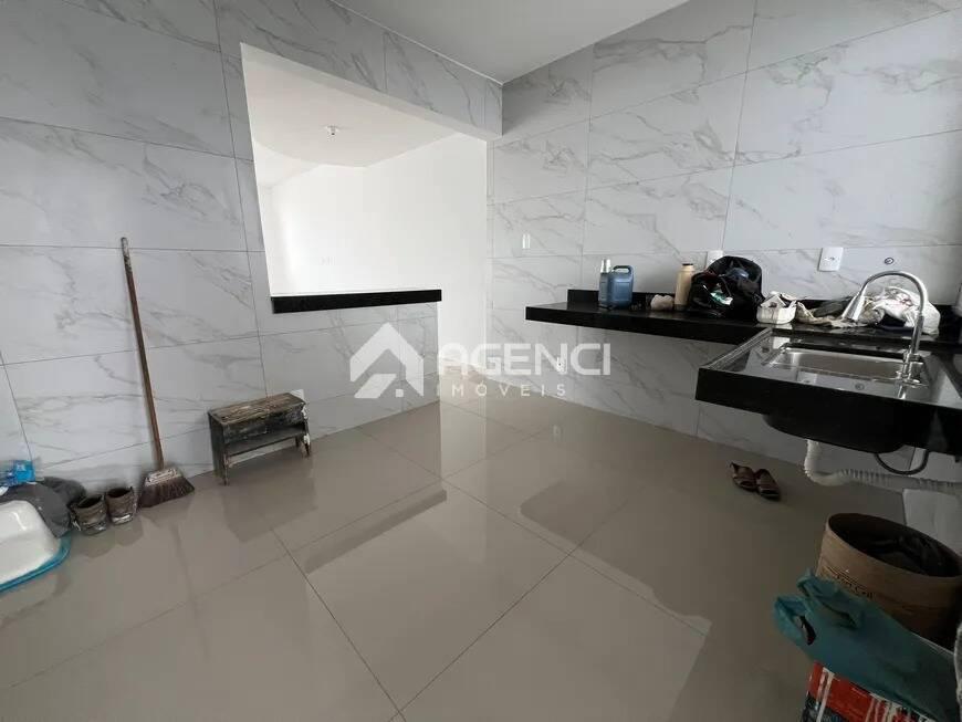 Casa, Vale das Orquídeas, 3 Quartos, 0 Vaga, 1 Suíte