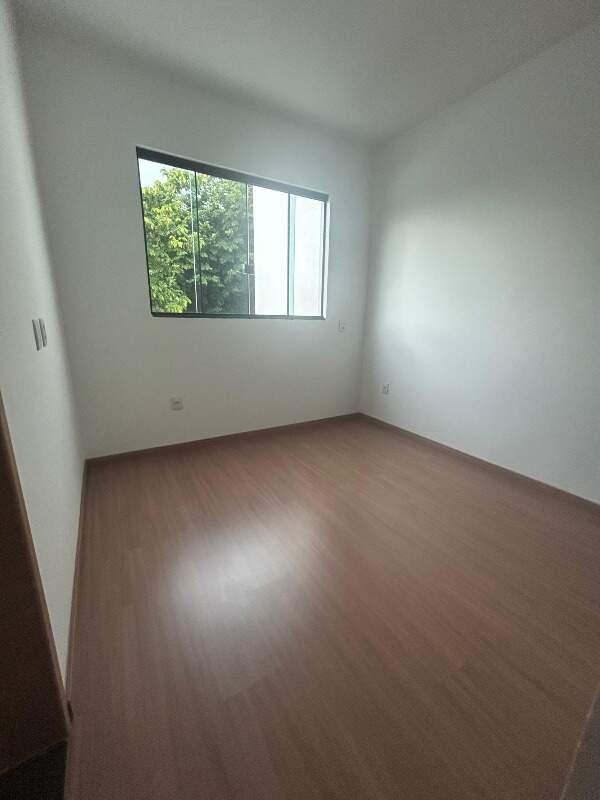 Casa, Vila Cristina, 3 Quartos, 2 Vagas, 1 Suíte