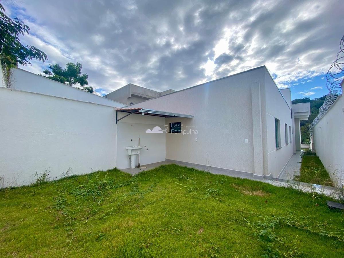 Casa, Novo Centro, 3 Quartos, 4 Vagas, 1 Suíte