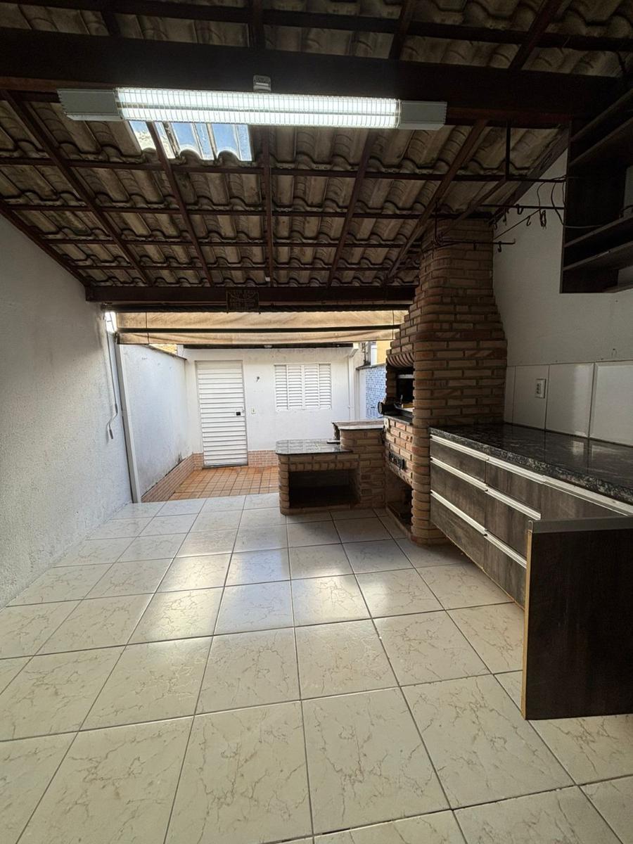 Casa, Jardim Leblon, 2 Quartos, 2 Vagas, 2 Suítes