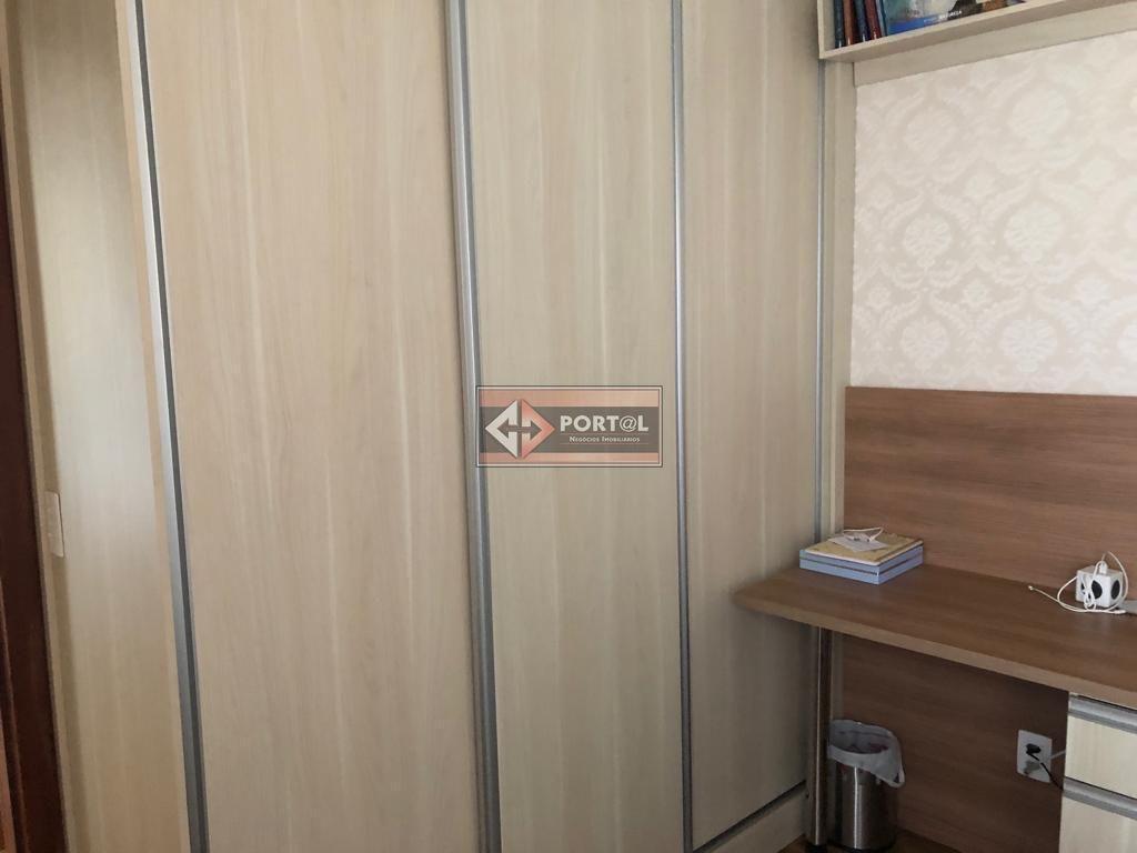 Apartamento, Sagrada Família, 3 Quartos, 1 Vaga, 1 Suíte