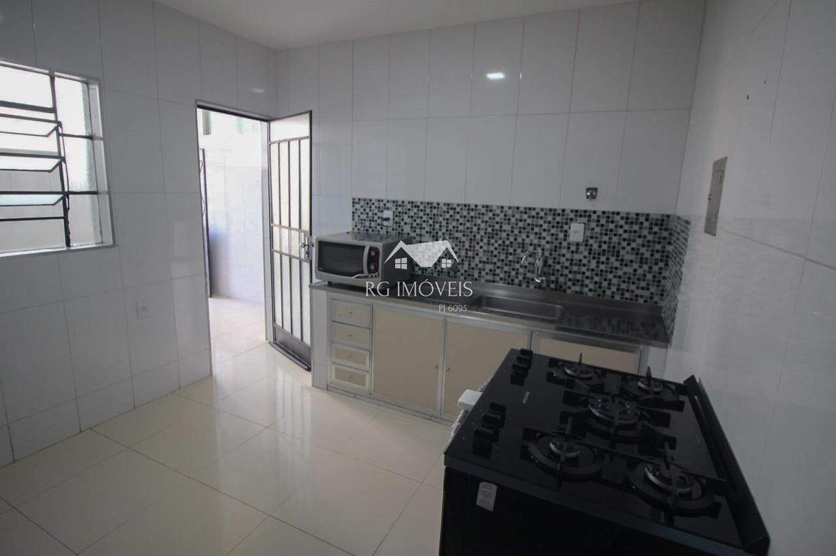 Casa, Milionários, 2 Quartos, 1 Vaga, 1 Suíte