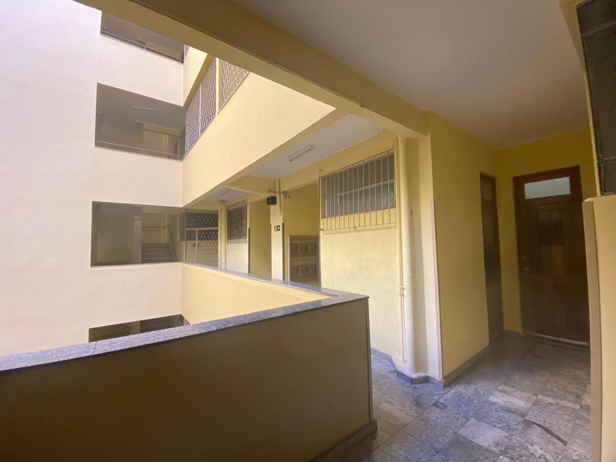 Apartamento, São Cristóvão, 2 Quartos, 0 Vaga