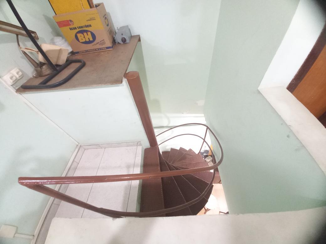 Andar, Savassi, 0 Quarto, 1 Vaga