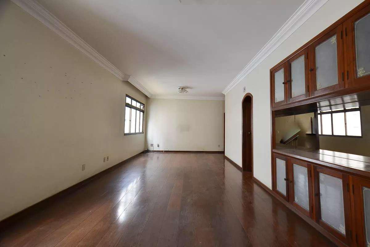 Apartamento, Funcionários, 4 Quartos, 3 Vagas, 2 Suítes