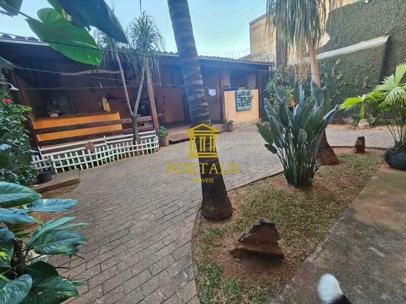 Casa, Nova Suíssa, 4 Quartos, 4 Vagas, 1 Suíte
