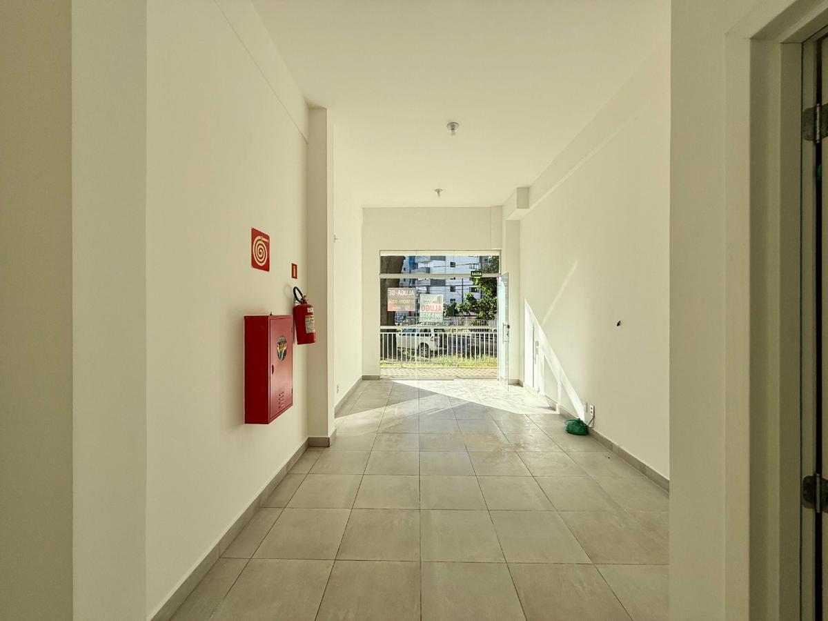 Andar, Aeroporto, 0 Quarto, 1 Vaga