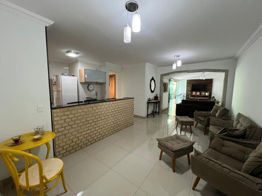 Apartamento, Jaraguá, 4 Quartos, 2 Vagas, 1 Suíte