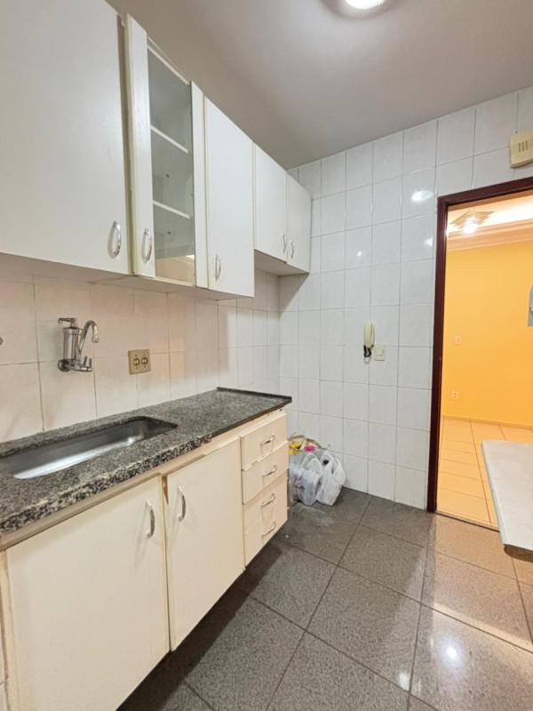 Apartamento, Sagrada Família, 4 Quartos, 1 Vaga, 1 Suíte