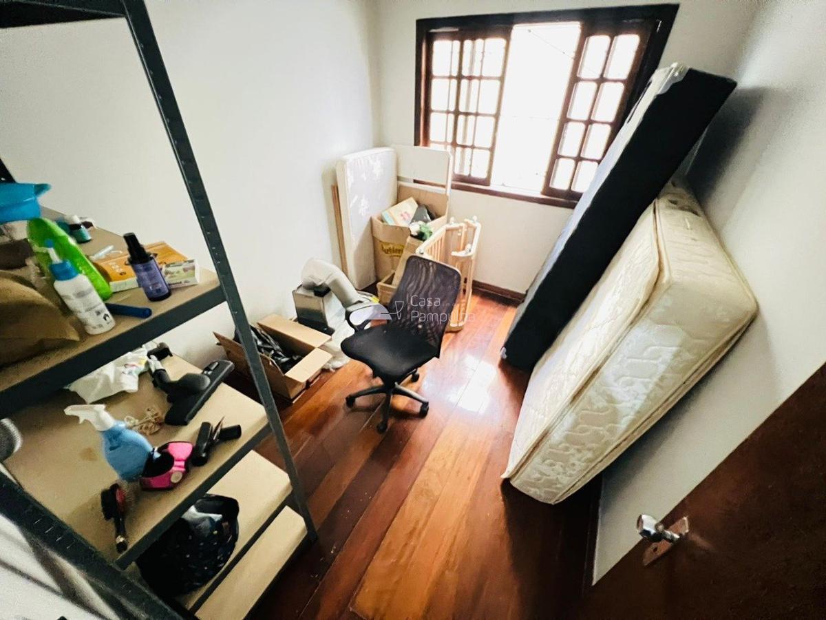 Casa, Santa Branca, 5 Quartos, 4 Vagas, 2 Suítes