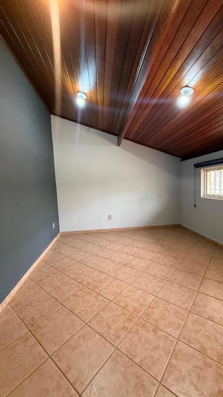 Casa, Rezende, 4 Quartos, 2 Vagas, 1 Suíte