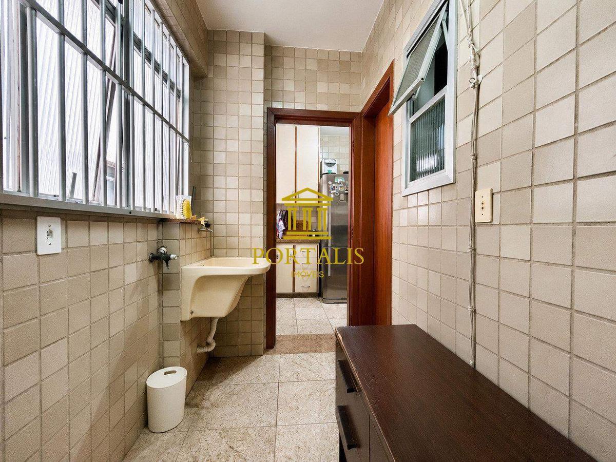 Apartamento, Vila Paris, 2 Quartos, 1 Vaga