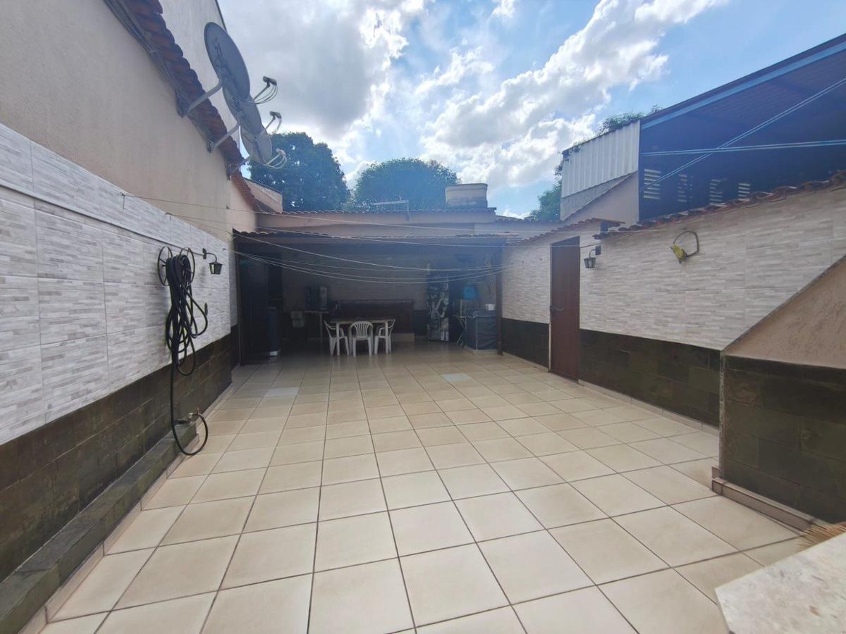 Casa, Planalto, 3 Quartos, 2 Vagas, 1 Suíte