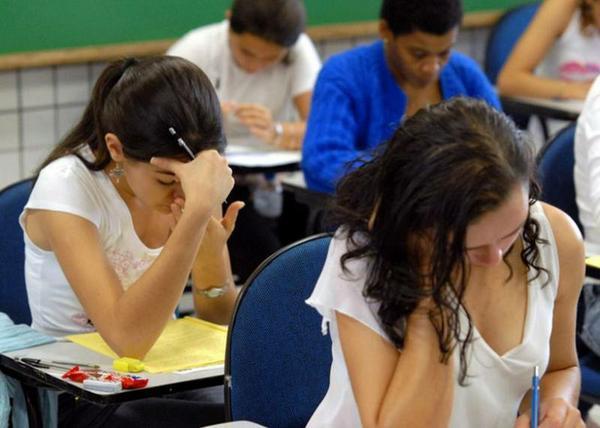 Estude Sem Pagar Nada, Consigo Vagas em Vários Cursos Na Faculdades Publica Sem Custos Fone Watsapp 79 998230420 Realize Seu Sonho Agora.