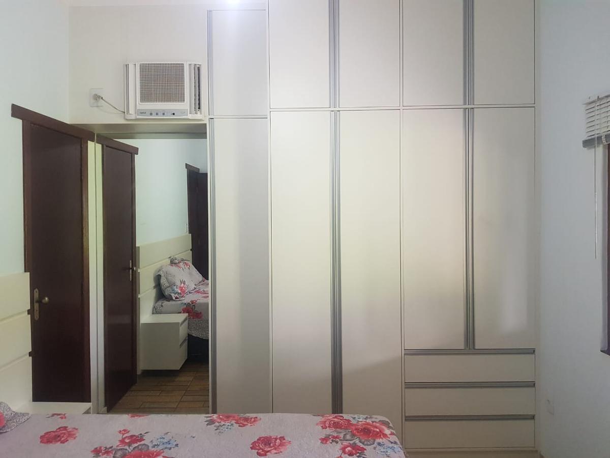 Casa, Centro, 3 Quartos, 0 Vaga, 1 Suíte